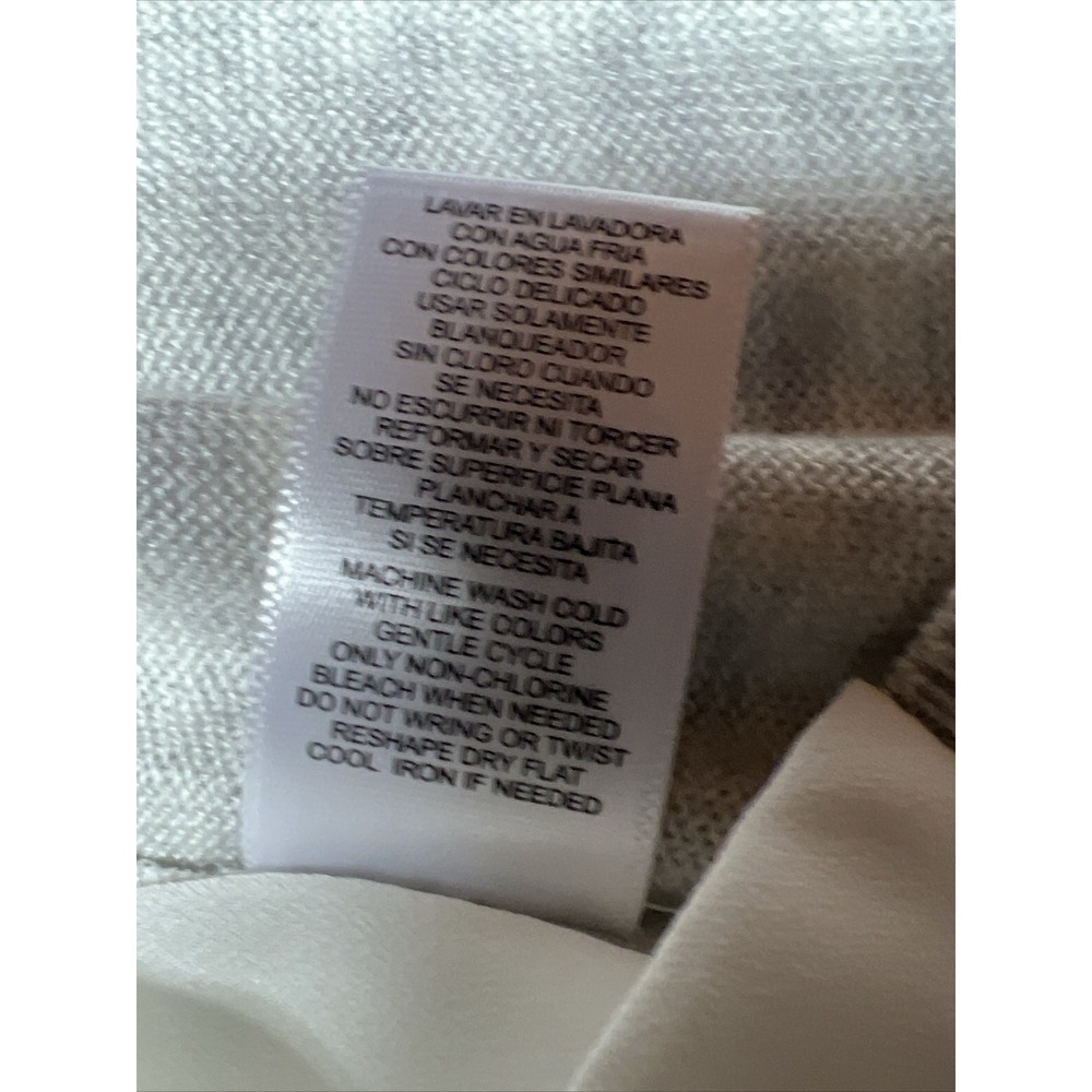 Daisy Fuentes Women's SZ Large Sweater Media Split Back Hi Low NWT - Picture 12 of 12